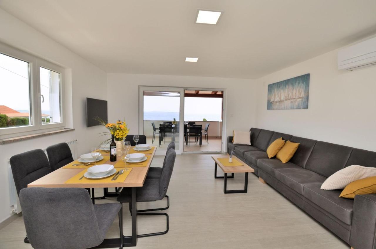 Apartments Villa Sofia Мартиншчица Экстерьер фото