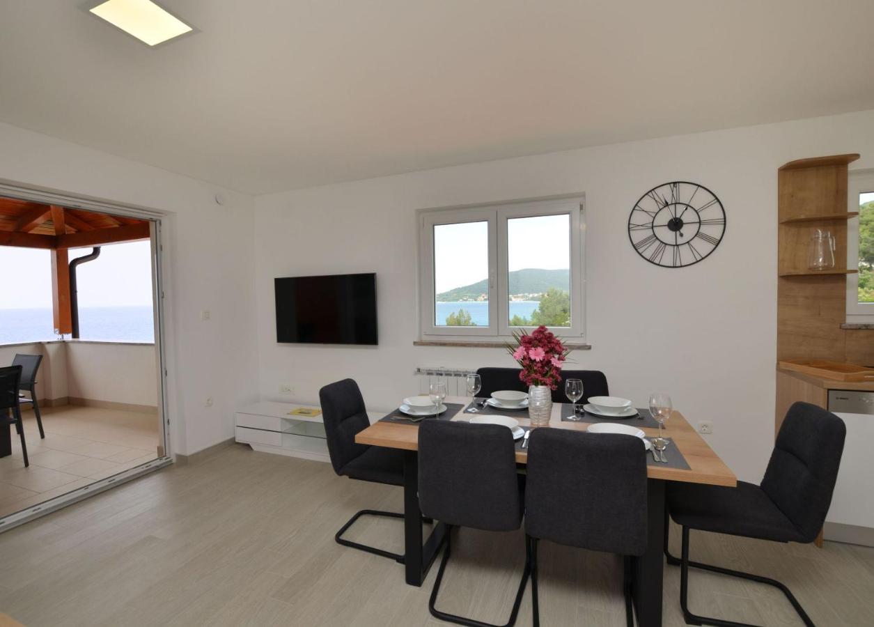Apartments Villa Sofia Мартиншчица Экстерьер фото