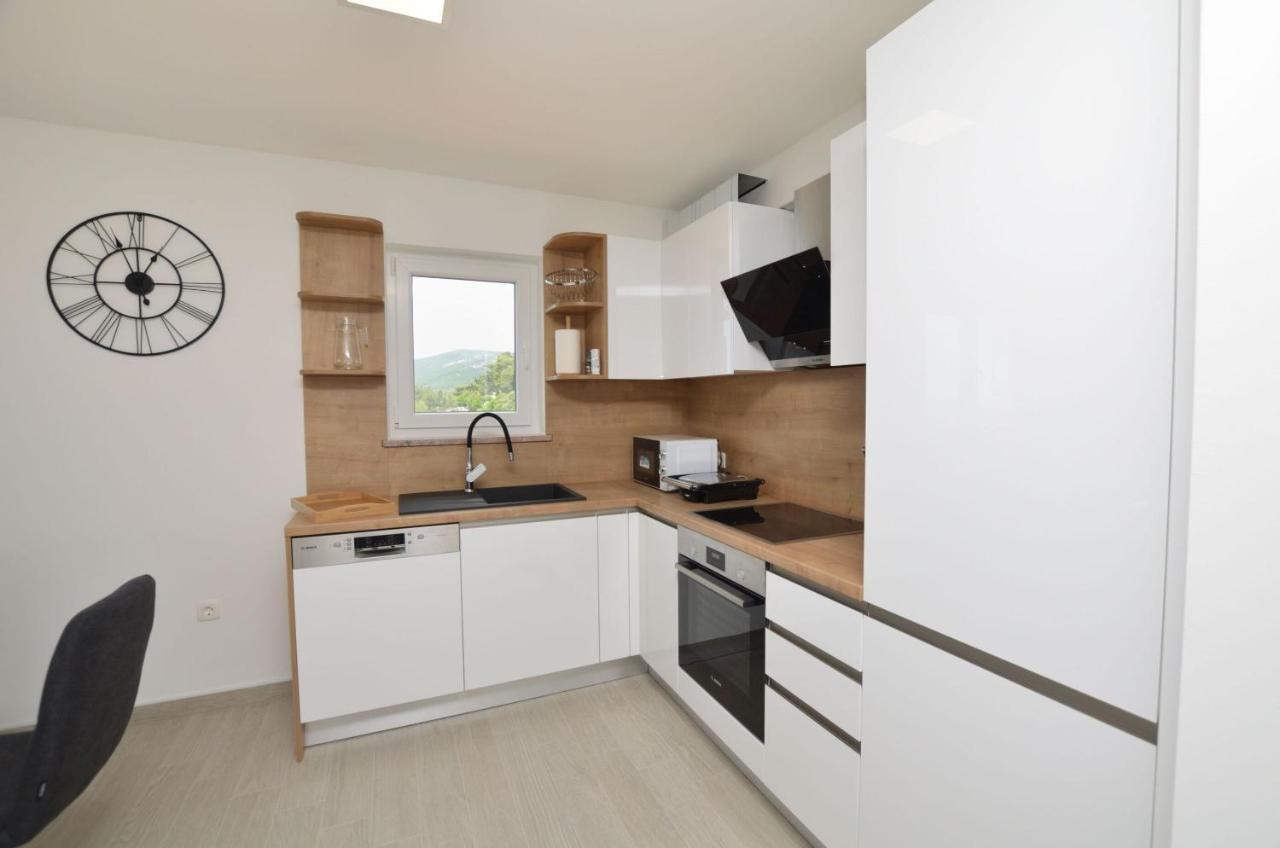 Apartments Villa Sofia Мартиншчица Экстерьер фото