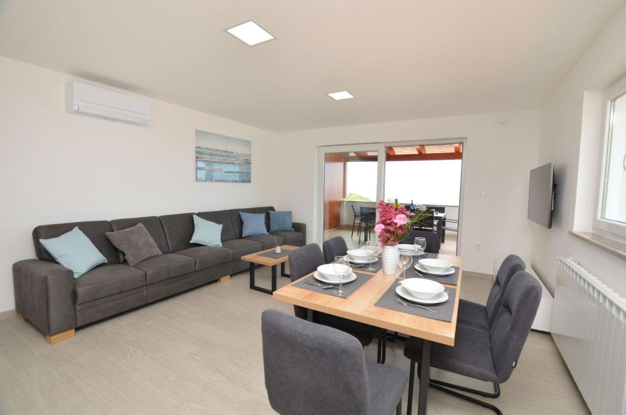 Apartments Villa Sofia Мартиншчица Экстерьер фото